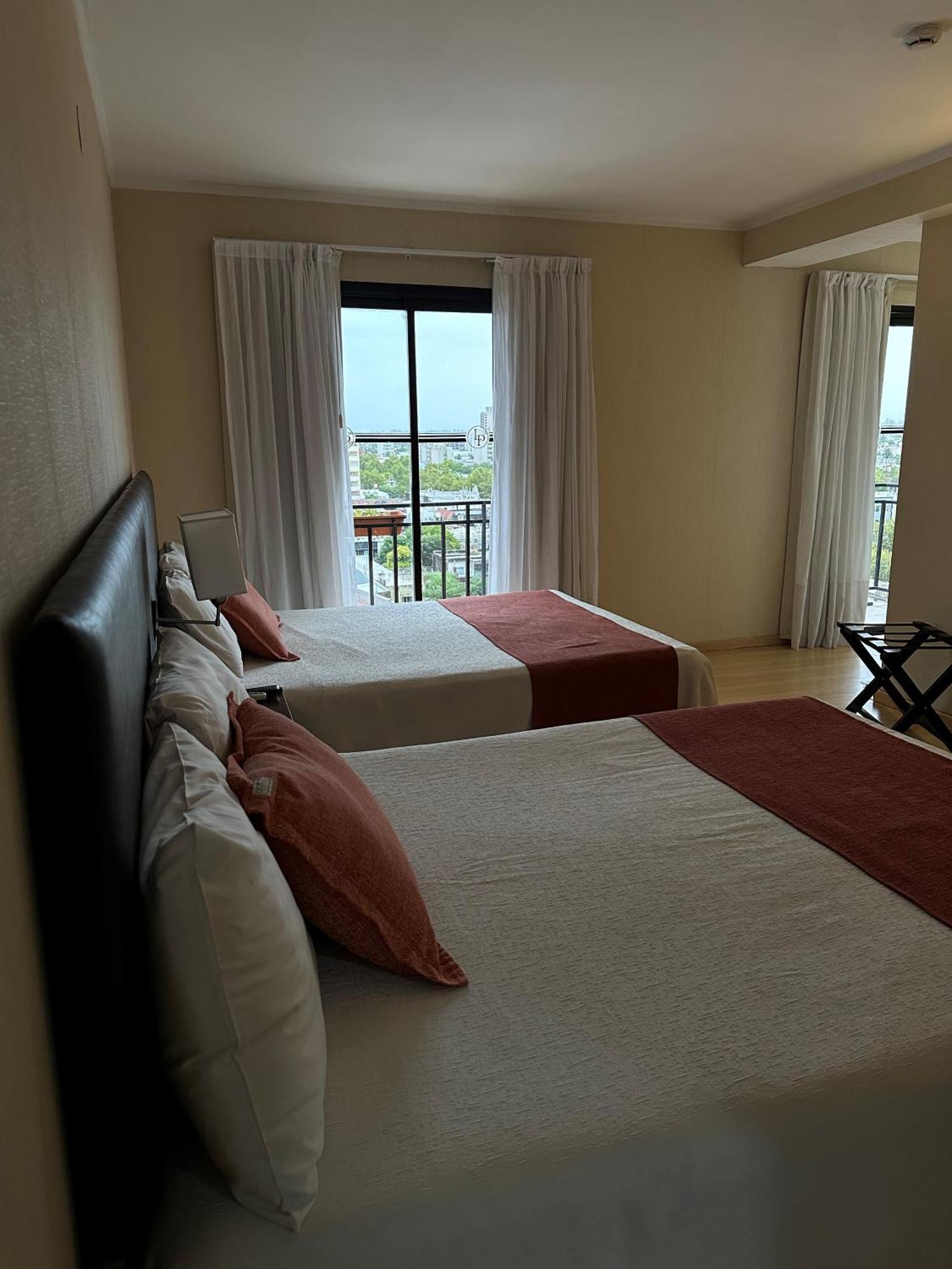 Le Parc Hotel&Suite Villa María Extérieur photo