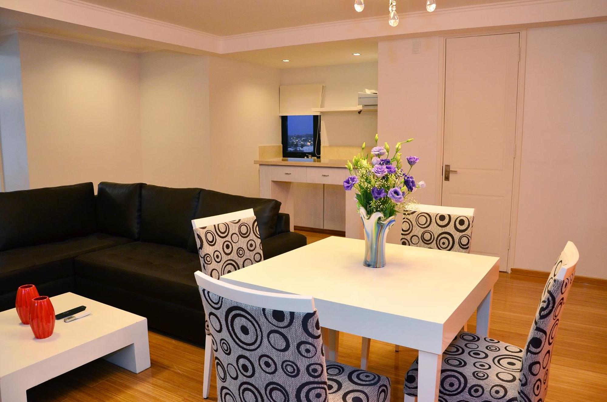 Le Parc Hotel&Suite Villa María Extérieur photo