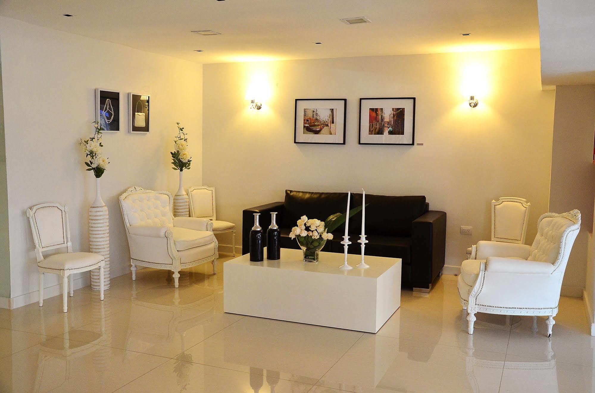 Le Parc Hotel&Suite Villa María Extérieur photo